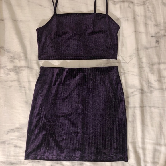 Forever 21 Dresses & Skirts - Plum Skirt & Crop Top Set